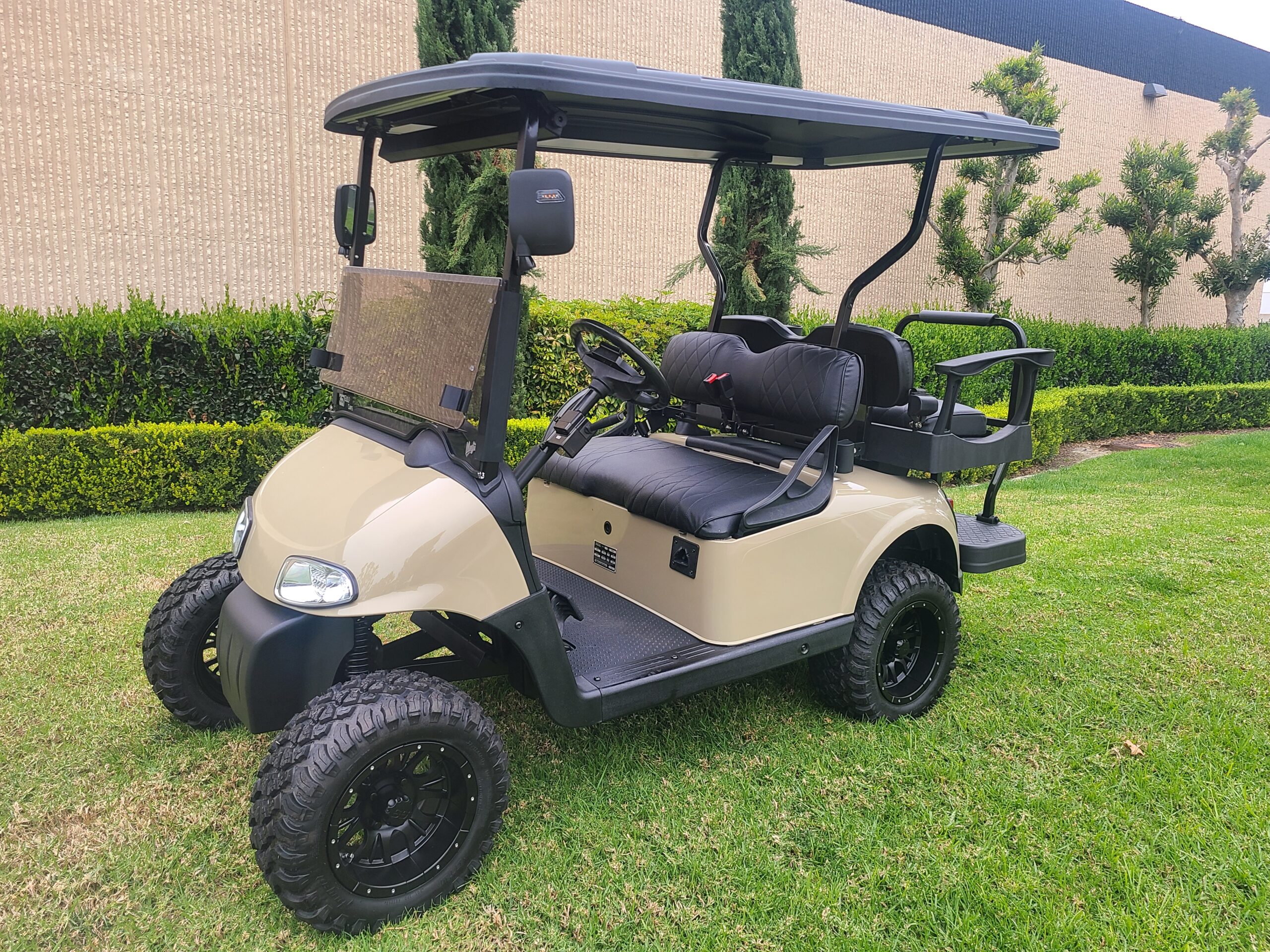 Ezgo Electric Rxv 4 Passenger Golf Cart- Quicksand- #B62
